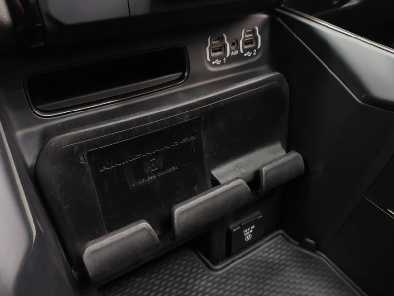 Ram 1500 5.7 V8 GASOLINA REBEL CD 4X4 AUTOMÁTICO 2021/2021 BETIOLO NOVOS E SEMINOVOS LAJEADO / Carros no Vale