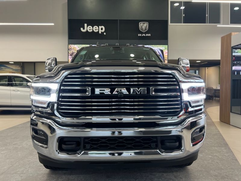 Ram 2500 6.7 I6 TURBO DIESEL LARAMIE CD 4X4 AUTOMÁTICO 2024/2024 BETIOLO NOVOS E SEMINOVOS LAJEADO / Carros no Vale