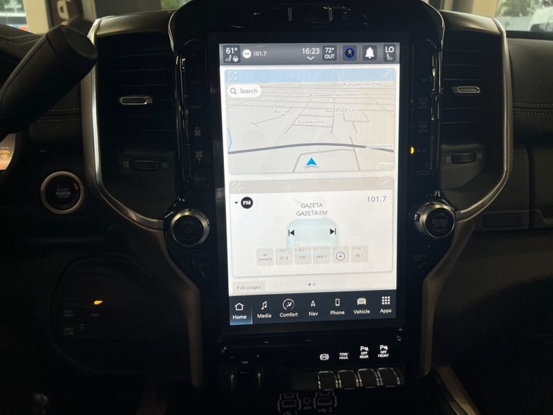 Ram 2500 6.7 I6 TURBO DIESEL LARAMIE CD 4X4 AUTOMÁTICO 2024/2024 BETIOLO NOVOS E SEMINOVOS LAJEADO / Carros no Vale