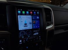 Ram CLASSIC 5.7 V8 GASOLINA LARAMIE NIGHT EDITION CD 4X4 AUTOMÁTICO 2022/2022 BETIOLO NOVOS E SEMINOVOS LAJEADO / Carros no Vale