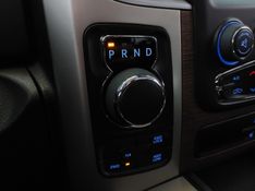 Ram CLASSIC 5.7 V8 GASOLINA LARAMIE NIGHT EDITION CD 4X4 AUTOMÁTICO 2023/2023 BETIOLO NOVOS E SEMINOVOS LAJEADO / Carros no Vale