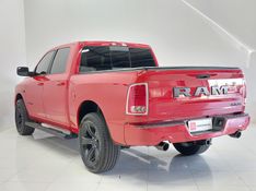 Ram CLASSIC 5.7 V8 GASOLINA LARAMIE NIGHT EDITION CD 4X4 AUTOMÁTICO 2022/2022 BETIOLO NOVOS E SEMINOVOS LAJEADO / Carros no Vale