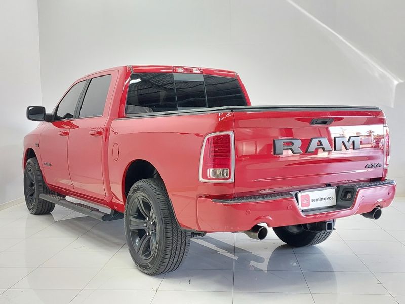 Ram CLASSIC 5.7 V8 GASOLINA LARAMIE NIGHT EDITION CD 4X4 AUTOMÁTICO 2022/2022 BETIOLO NOVOS E SEMINOVOS LAJEADO / Carros no Vale Ram CLASSIC 5.7 V8 GASOLINA LARAMIE NIGHT EDITION CD 4X4 AUTOMÁTICO 2022/2022 BETIOLO NOVOS E SEMINOVOS LAJEADO / Carros no Vale