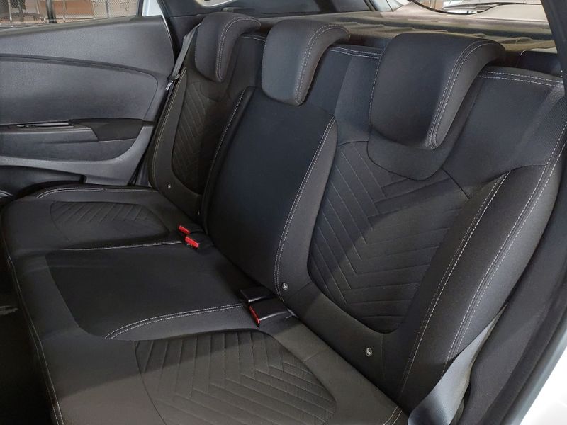 Renault CAPTUR 1.3 TCE FLEX ZEN X-TRONIC 2021/2022 BETIOLO NOVOS E SEMINOVOS LAJEADO / Carros no Vale Renault CAPTUR 1.3 TCE FLEX ZEN X-TRONIC 2021/2022 BETIOLO NOVOS E SEMINOVOS LAJEADO / Carros no Vale