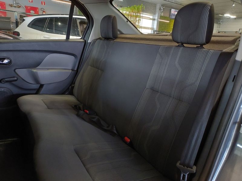 Renault LOGAN 1.6 EXPRESSION 8V FLEX 4P AUTOMATIZADO 2015/2016 BETIOLO NOVOS E SEMINOVOS LAJEADO / Carros no Vale