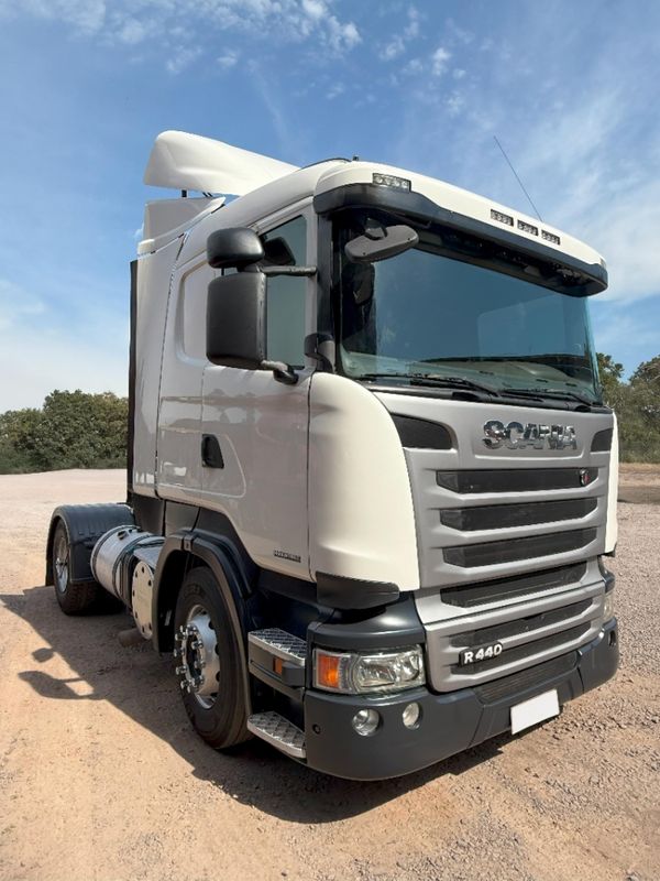 Scania R 440 A 4X2 2013/2014 BETIOLO NOVOS E SEMINOVOS LAJEADO / Carros no Vale