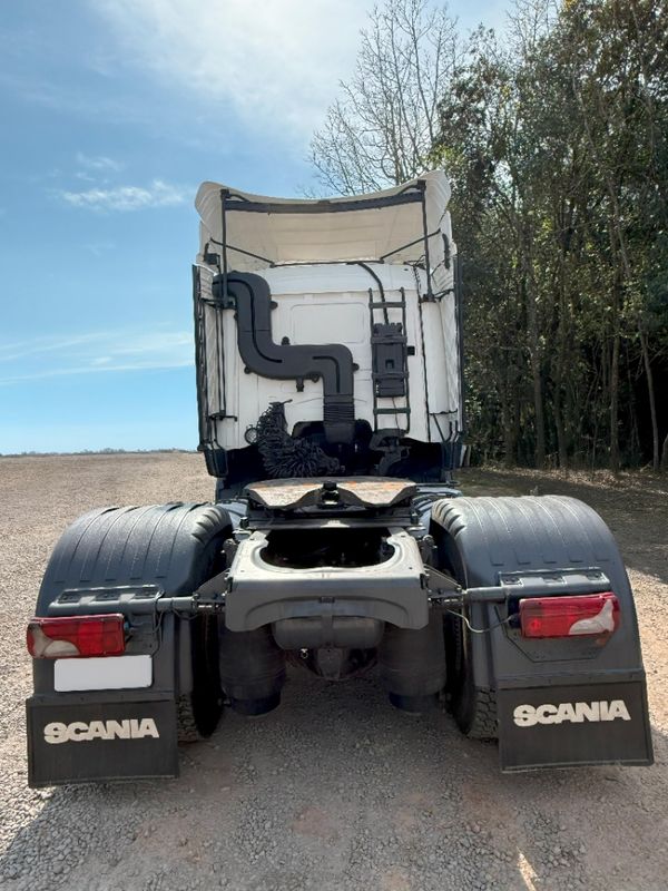 Scania R 440 A 4X2 2013/2014 BETIOLO NOVOS E SEMINOVOS LAJEADO / Carros no Vale