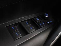 Toyota COROLLA 2.0 VVT-IE FLEX XEI DIRECT SHIFT 2022/2023 BETIOLO NOVOS E SEMINOVOS LAJEADO / Carros no Vale