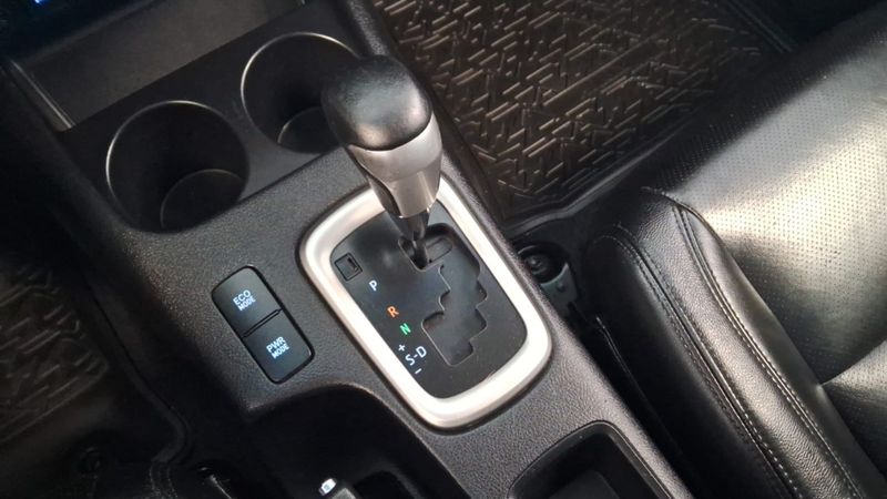 Toyota HILUX 2.8 SR 4X4 CD 16V DIESEL 4P AUTOMÁTICO 2016/2016 BETIOLO NOVOS E SEMINOVOS LAJEADO / Carros no Vale Toyota HILUX 2.8 SR 4X4 CD 16V DIESEL 4P AUTOMÁTICO 2016/2016 BETIOLO NOVOS E SEMINOVOS LAJEADO / Carros no Vale