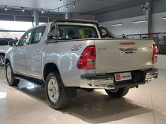 Toyota HILUX 2.8 SR 4X4 CD 16V DIESEL 4P AUTOMÁTICO 2016/2016 BETIOLO NOVOS E SEMINOVOS LAJEADO / Carros no Vale