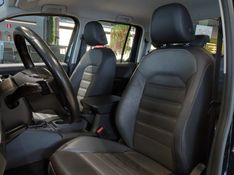 Volkswagen AMAROK 3.0 V6 TDI DIESEL HIGHLINE CD 4MOTION AUTOMÁTICO 2019/2019 BETIOLO NOVOS E SEMINOVOS LAJEADO / Carros no Vale