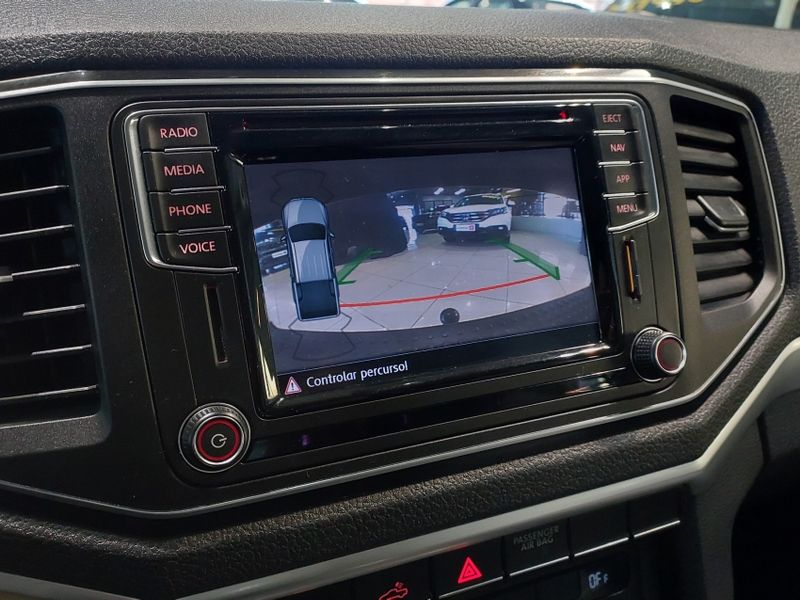 Volkswagen AMAROK 3.0 V6 TDI DIESEL HIGHLINE CD 4MOTION AUTOMÁTICO 2019/2019 BETIOLO NOVOS E SEMINOVOS LAJEADO / Carros no Vale