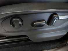 Volkswagen AMAROK 3.0 V6 TDI DIESEL HIGHLINE CD 4MOTION AUTOMÁTICO 2019/2019 BETIOLO NOVOS E SEMINOVOS LAJEADO / Carros no Vale