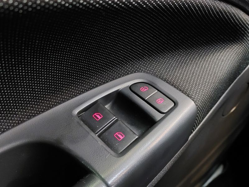 Volkswagen GOL 1.6 MSI TOTALFLEX 4P MANUAL 2020/2021 BETIOLO NOVOS E SEMINOVOS LAJEADO / Carros no Vale Volkswagen GOL 1.6 MSI TOTALFLEX 4P MANUAL 2020/2021 BETIOLO NOVOS E SEMINOVOS LAJEADO / Carros no Vale