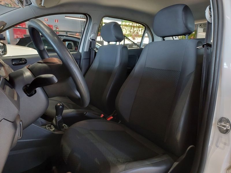 Volkswagen GOL 1.6 MSI TOTALFLEX 4P MANUAL 2021/2021 BETIOLO NOVOS E SEMINOVOS LAJEADO / Carros no Vale