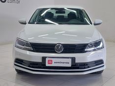 Volkswagen JETTA 2.0 TRENDLINE FLEX 4P TIPTRONIC 2015/2016 BETIOLO NOVOS E SEMINOVOS LAJEADO / Carros no Vale