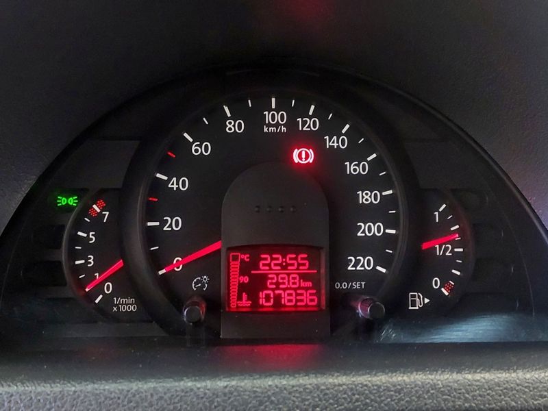 Volkswagen PARATI 1.6 MI 8V FLEX 4P MANUAL G.IV 2011/2012 BETIOLO NOVOS E SEMINOVOS LAJEADO / Carros no Vale