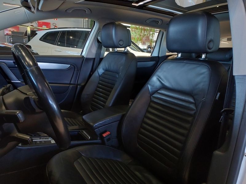 Volkswagen PASSAT VARIANT 2.0 FSI DSG GASOLINA 4P AUTOMÁTICO 2012/2012 BETIOLO NOVOS E SEMINOVOS LAJEADO / Carros no Vale