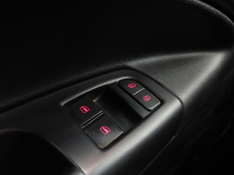 Volkswagen SAVEIRO 1.6 MSI ROBUST CS 16V FLEX 2P MANUAL 2022/2023 BETIOLO NOVOS E SEMINOVOS LAJEADO / Carros no Vale Volkswagen SAVEIRO 1.6 MSI ROBUST CS 16V FLEX 2P MANUAL 2022/2023 BETIOLO NOVOS E SEMINOVOS LAJEADO / Carros no Vale