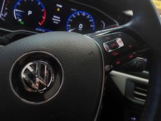 Volkswagen VIRTUS 1.0 200 TSI COMFORTLINE AUTOMÁTICO 2022/2022 BETIOLO NOVOS E SEMINOVOS LAJEADO / Carros no Vale