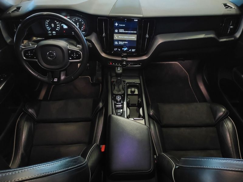 Volvo XC60 2.0 T5 GASOLINA R-DESIGN AWD GEARTRONIC 2017/2018 BETIOLO NOVOS E SEMINOVOS LAJEADO / Carros no Vale Volvo XC60 2.0 T5 GASOLINA R-DESIGN AWD GEARTRONIC 2017/2018 BETIOLO NOVOS E SEMINOVOS LAJEADO / Carros no Vale
