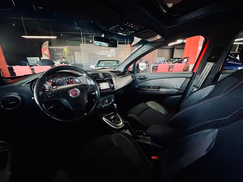 Fiat BRAVO 1.8 SPORTING 16V FLEX 4P AUTOMATIZADO 2016/2016 CASTELLAN E TOMAZONI MOTORS CAXIAS DO SUL / Carros no Vale