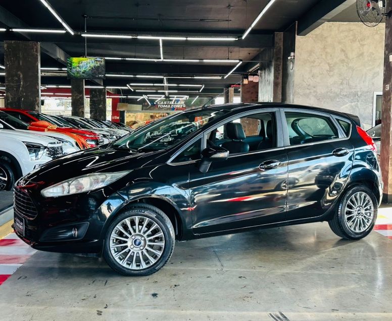 Ford FIESTA 1.6 TITANIUM HATCH 16V FLEX 4P POWERSHIFT 2017/2017 CASTELLAN E TOMAZONI MOTORS CAXIAS DO SUL / Carros no Vale