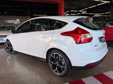 Ford FOCUS 2.0 TITANIUM PLUS 16V FLEX 4P POWERSHIFT 2014/2015 CASTELLAN E TOMAZONI MOTORS CAXIAS DO SUL / Carros no Vale