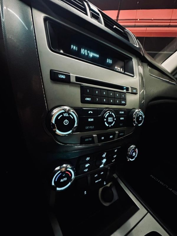 Ford FUSION 2.5 SEL 16V GASOLINA 4P AUTOMÁTICO 2010/2010 CASTELLAN E TOMAZONI MOTORS CAXIAS DO SUL / Carros no Vale Ford FUSION 2.5 SEL 16V GASOLINA 4P AUTOMÁTICO 2010/2010 CASTELLAN E TOMAZONI MOTORS CAXIAS DO SUL / Carros no Vale