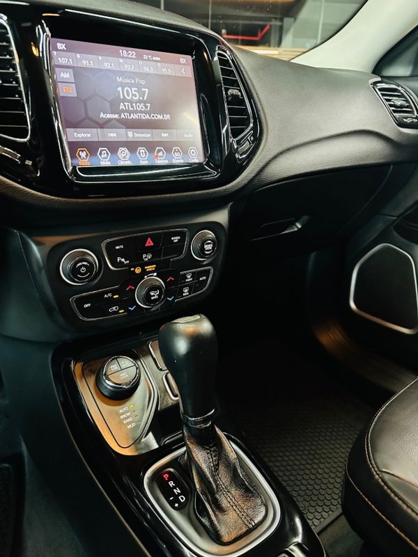 JEEP COMPASS 2.0 16V DIESEL LIMITED 4X4 AUTOMÁTICO 2019/2020 CASTELLAN E TOMAZONI MOTORS CAXIAS DO SUL / Carros no Vale