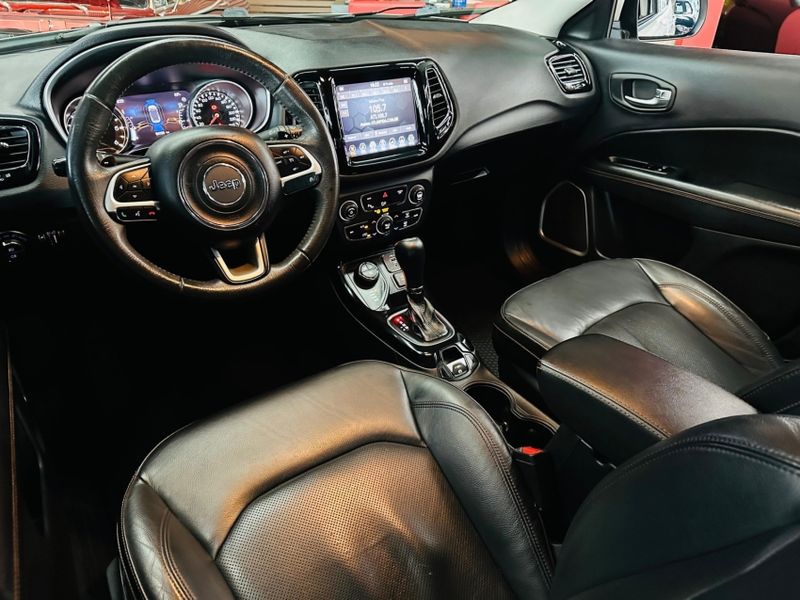JEEP COMPASS 2.0 16V DIESEL LIMITED 4X4 AUTOMÁTICO 2019/2020 CASTELLAN E TOMAZONI MOTORS CAXIAS DO SUL / Carros no Vale