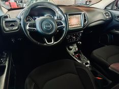 JEEP COMPASS 2.0 16V DIESEL LONGITUDE 4X4 AUTOMÁTICO 2017/2017 CASTELLAN E TOMAZONI MOTORS CAXIAS DO SUL / Carros no Vale