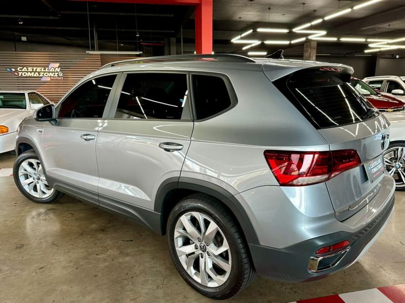 Volkswagen TAOS 1.4 250 TSI TOTAL FLEX COMFORTLINE AUTOMÁTICO 2022/2022 CASTELLAN E TOMAZONI MOTORS CAXIAS DO SUL / Carros no Vale