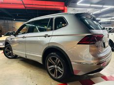 Volkswagen TIGUAN 2.0 350 TSI GASOLINA ALLSPACE R-LINE 4MOTION DSG 2020/2020 CASTELLAN E TOMAZONI MOTORS CAXIAS DO SUL / Carros no Vale