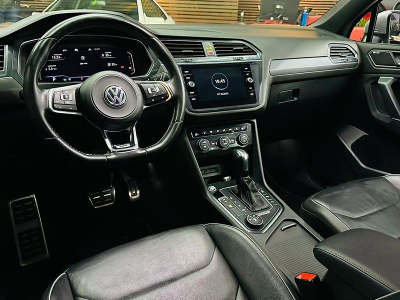 Volkswagen TIGUAN 2.0 350 TSI GASOLINA ALLSPACE R-LINE 4MOTION DSG 2020/2020 CASTELLAN E TOMAZONI MOTORS CAXIAS DO SUL / Carros no Vale