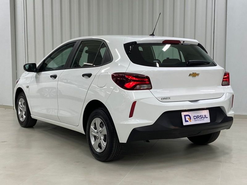 Chevrolet ONIX 1.0 FLEX LT MANUAL 2023/2024 DRSUL SEMINOVOS CAXIAS DO SUL – LAJEADO – SANTA CRUZ DO SUL / Carros no Vale