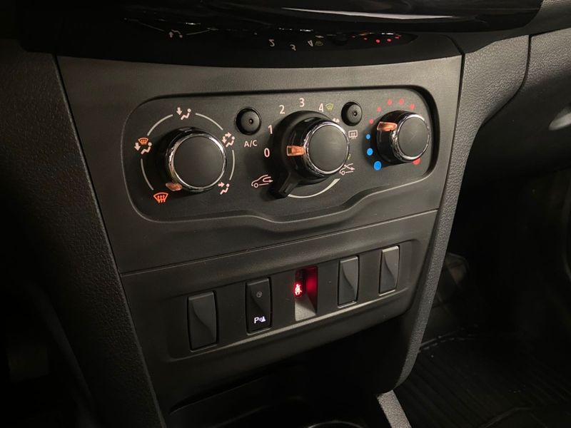 Renault SANDERO 1.0 12V SCE FLEX ZEN MANUAL 2020/2021 DRSUL SEMINOVOS CAXIAS DO SUL – LAJEADO – SANTA CRUZ DO SUL / Carros no Vale