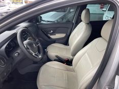 Renault STEPWAY 1.6 16V SCE FLEX ZEN MANUAL 2021/2022 DRSUL SEMINOVOS CAXIAS DO SUL – LAJEADO – SANTA CRUZ DO SUL / Carros no Vale