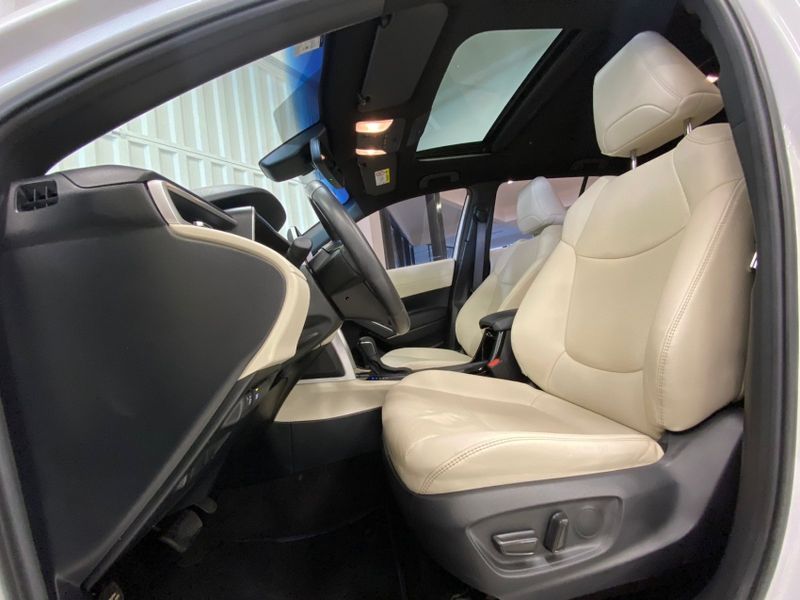 Toyota COROLLA CROSS 1.8 VVT-I HYBRID FLEX XRX CVT 2023/2024 DRSUL SEMINOVOS CAXIAS DO SUL – LAJEADO – SANTA CRUZ DO SUL / Carros no Vale