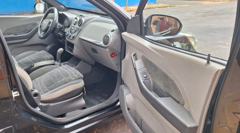 Chevrolet AGILE 1.4 MPFI LTZ 8V FLEX 4P MANUAL 2012/2013 CAMINHÕES & CAMIONETAS PASSO FUNDO / Carros no Vale