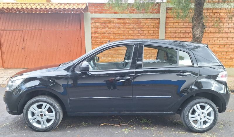 Chevrolet AGILE 1.4 MPFI LTZ 8V FLEX 4P MANUAL 2012/2013 CAMINHÕES & CAMIONETAS PASSO FUNDO / Carros no Vale