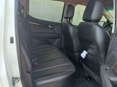 Chevrolet S10 2.8 HIGH COUNTRY 4X4 CD 16V TURBO DIESEL 4P AUTOMÁTICO 2019/2019 CAMINHÕES & CAMIONETAS PASSO FUNDO / Carros no Vale