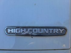 Chevrolet S10 2.8 HIGH COUNTRY 4X4 CD 16V TURBO DIESEL 4P AUTOMÁTICO 2019/2019 CAMINHÕES & CAMIONETAS PASSO FUNDO / Carros no Vale