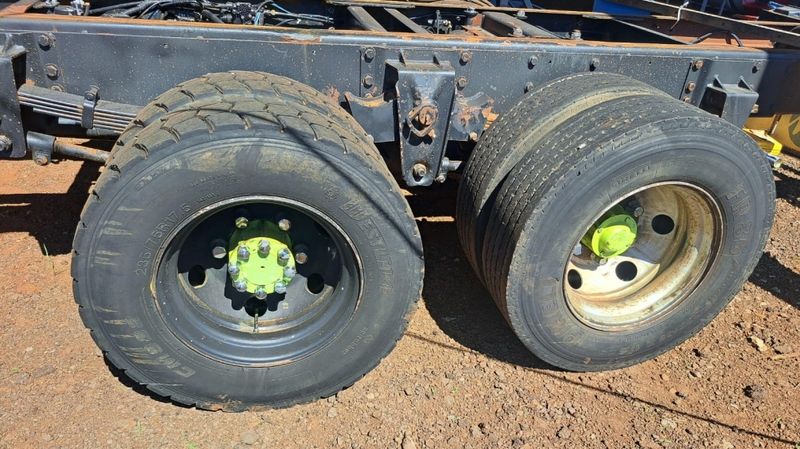 Ford Cargo 1119 Turbo 6×2 Chassi 2015/2015 CAMINHÕES & CAMIONETAS PASSO FUNDO / Carros no Vale