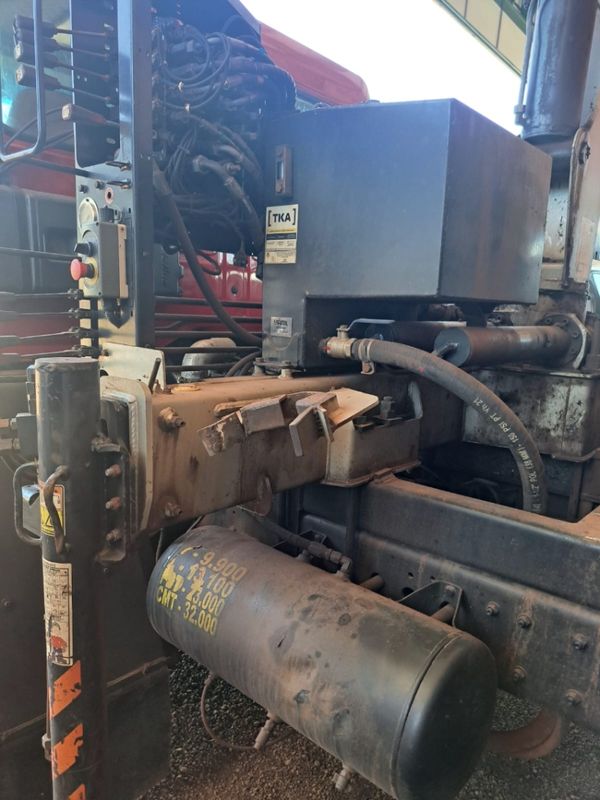 Ford Cargo 1722 E T 3-Eixos 2002/2002 CAMINHÕES & CAMIONETAS PASSO FUNDO / Carros no Vale Ford Cargo 1722 E T 3-Eixos 2002/2002 CAMINHÕES & CAMIONETAS PASSO FUNDO / Carros no Vale