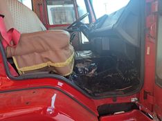 Ford Cargo 1722 E T 3-Eixos 2002/2002 CAMINHÕES & CAMIONETAS PASSO FUNDO / Carros no Vale