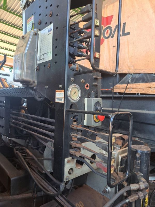 Ford Cargo 1722 E T 3-Eixos 2002/2002 CAMINHÕES & CAMIONETAS PASSO FUNDO / Carros no Vale Ford Cargo 1722 E T 3-Eixos 2002/2002 CAMINHÕES & CAMIONETAS PASSO FUNDO / Carros no Vale