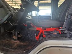 Ford Cargo 2422 E 3-Eixos Graneleiro 2007/2007 CAMINHÕES & CAMIONETAS PASSO FUNDO / Carros no Vale