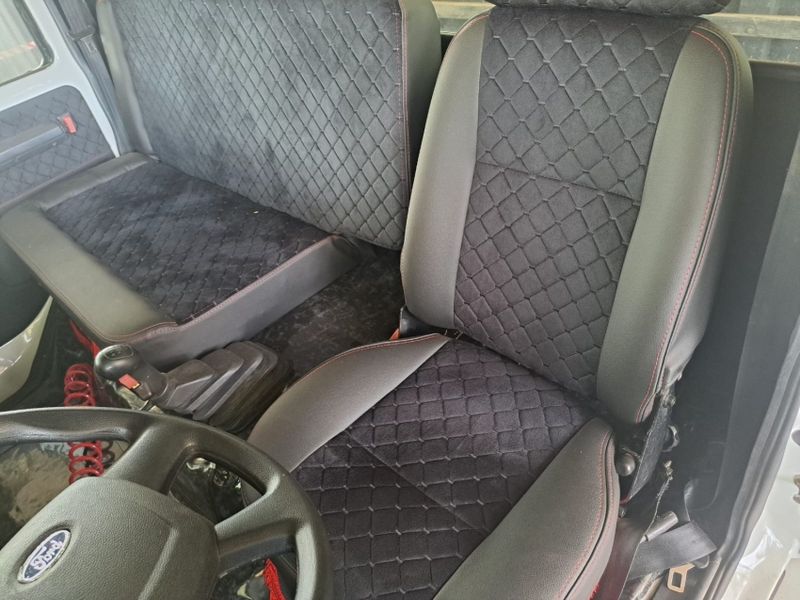 Ford Cargo 2422 E 3-Eixos Graneleiro 2007/2007 CAMINHÕES & CAMIONETAS PASSO FUNDO / Carros no Vale Ford Cargo 2422 E 3-Eixos Graneleiro 2007/2007 CAMINHÕES & CAMIONETAS PASSO FUNDO / Carros no Vale