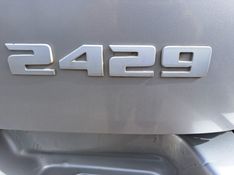 Ford Cargo 2429 E 6×2 Turbo Câmara Fria 2014/2015 CAMINHÕES & CAMIONETAS PASSO FUNDO / Carros no Vale